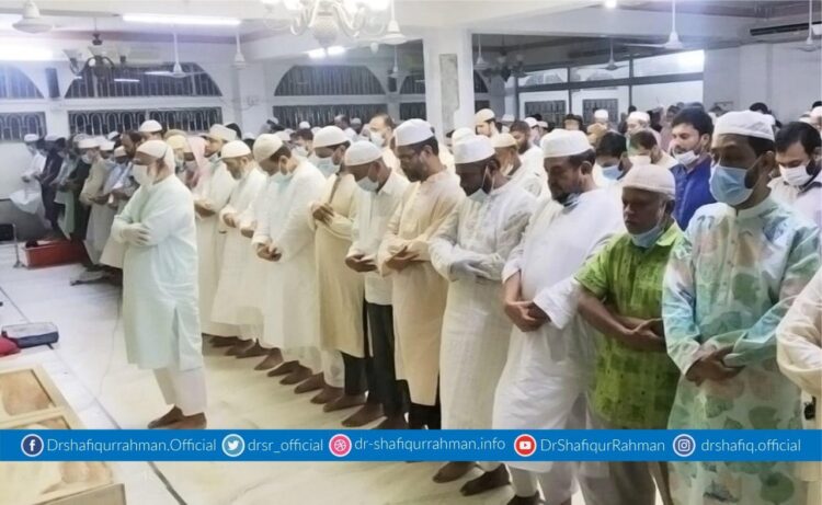 আমীরে জামায়াত ডা. শফিকুর রহমান এর ইমামতিতে এডভোকেট শেখ আনসার আলীর জানাজা অনুষ্ঠিত