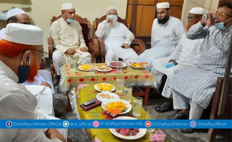 মুফতি মুহাম্মাদ ওয়াক্কাস ও মুহাদ্দিস আবু সাঈদের পরিবারের সাথে আমীরে জামায়াতের সাক্ষাত