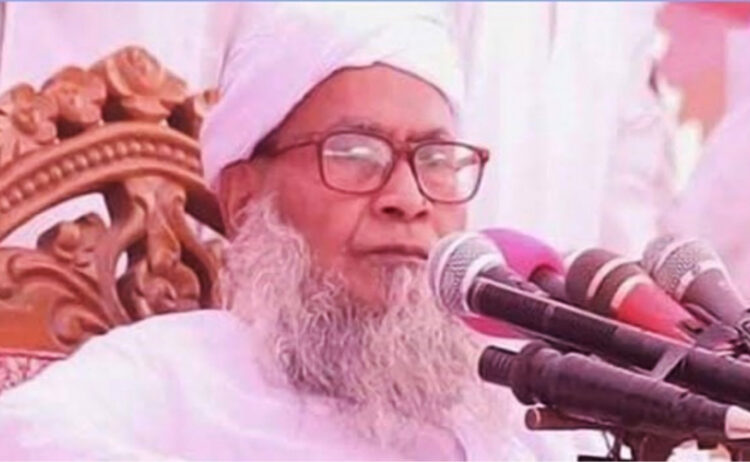 মহান মাওলার ডাকে সাড়া দিয়ে চলে গেলেন মুফতিয়ে আযম আল্লামা আব্দুস সালাম চাটগামী…