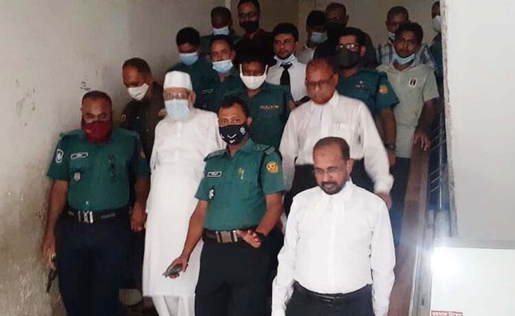 বহু অনিশ্চয়তা ও নাটকীয়তার পর আদালতে জনাব শামসুল ইসলাম ভাইকে হাজির করা হলো…