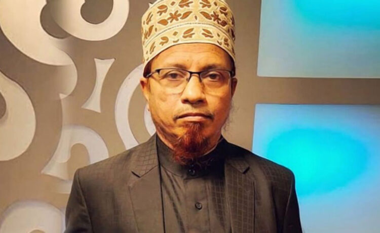 মুফতি কাজি মুহাম্মদ ইব্রাহিম হাফিজাহুল্লাহ এর হাতে হাতকড়াঃ নিঃসন্দেহে এটি নিতান্তই বেদনাদায়ক ও নিন্দনীয়