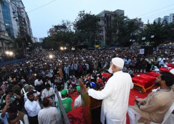 জুলাই চেতনা, বিচার ও সংস্কার উপেক্ষা করে ফ্যাসিবাদের পথে হাঁটলে সরকারকে সোজা পথে আনতে যা যা করণীয়, তাই করা হবে