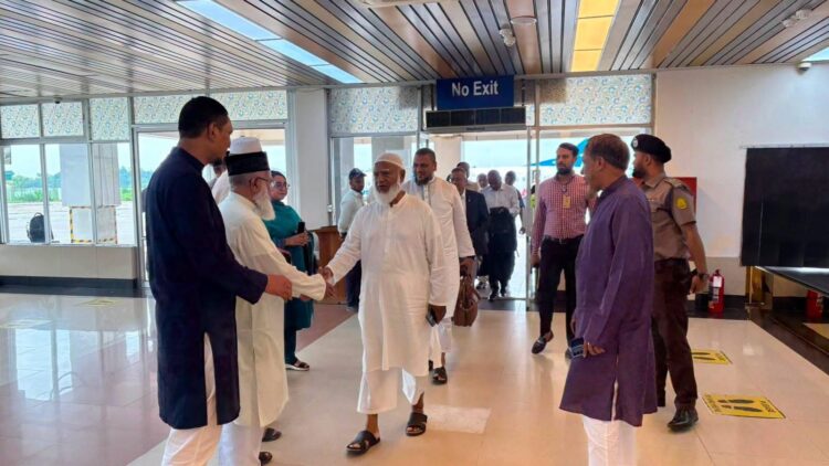 মাওলানা ফরিদ উদ্দিন চৌধুরীর ইন্তিকালে মাননীয় বিরোধীদলীয় নেতার সিলেট সফর