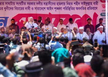 যতদিন চলার শক্তি থাকবে জাতির প্রয়োজনে মাঠে থাকব : গাইবান্ধায় আমীরে জামায়াত ডা. শফিকুর রহমান এমপি