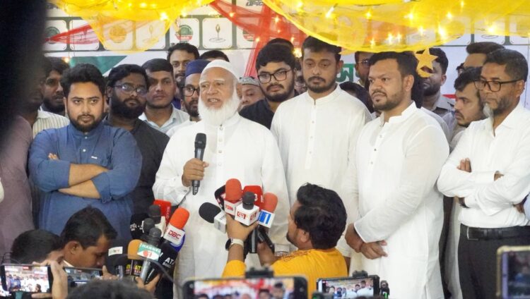 এনসিপি’র কেন্দ্রীয় কার্যালয় পরিদর্শন করলেন মাননীয় বিরোধীদলীয় নেতা ও আমীরে জামায়াত ডা. শফিকুর রহমান এমপি