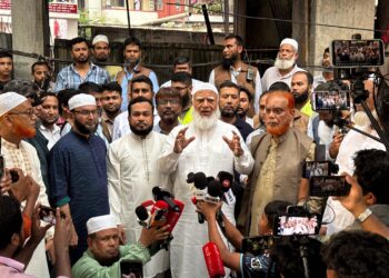 ফুটপাত দখলমুক্ত রাখার পাশাপাশি ক্ষুদ্র ব্যবসায়ীদের জীবিকার সুযোগ নিশ্চিত করতে হবে