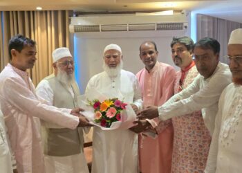 মাননীয় বিরোধীদলীয় নেতার সঙ্গে চট্টগ্রাম দক্ষিণ জেলার পূজা উদযাপন কমিটির নেতৃবৃন্দের সৌজন্য সাক্ষাৎ